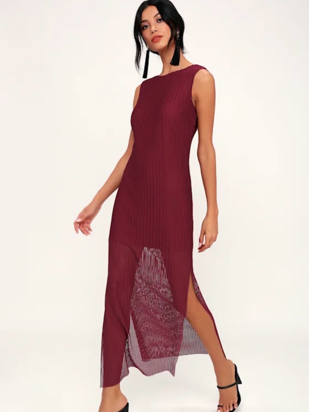 Lulu's Burgundy Sleeveless Ribbed Maxi Dress